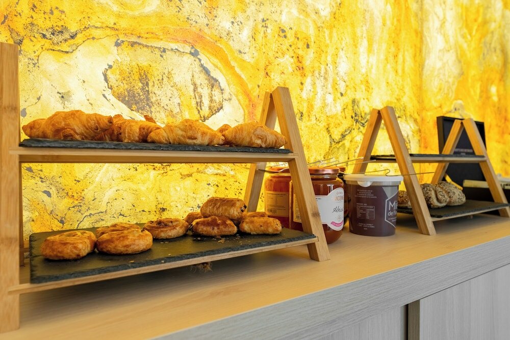 Фото Green Park Hotel Paris