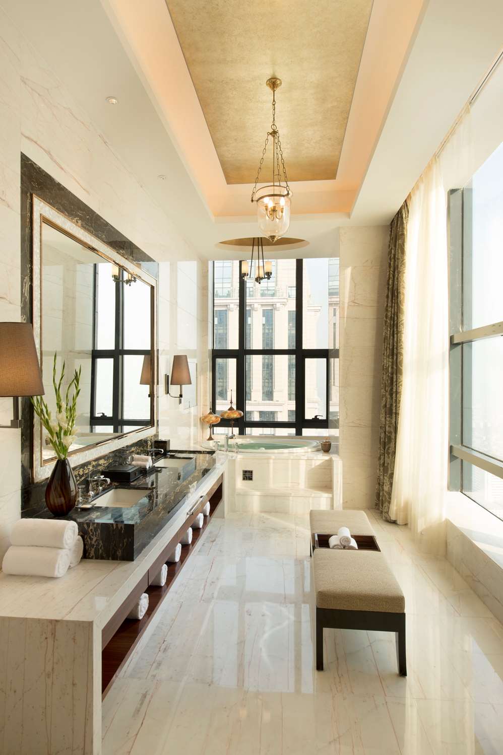 Фото Hilton Zhongshan Downtown