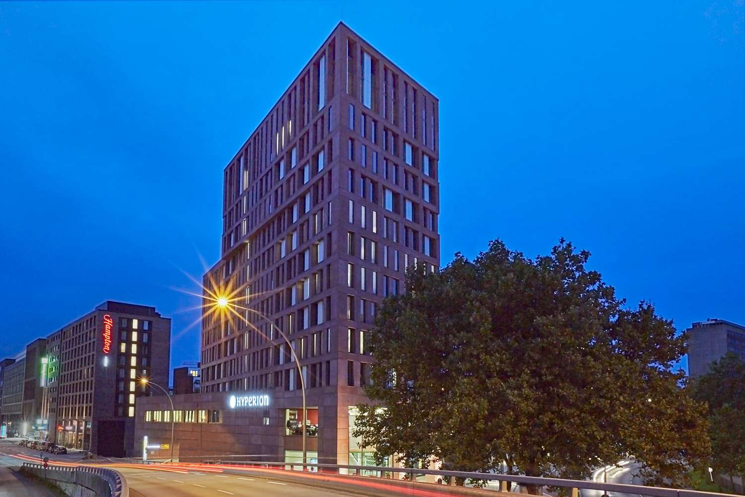 Фото Hyperion Hotel