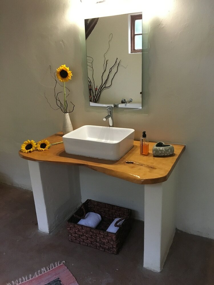 Фото The Birdhouse