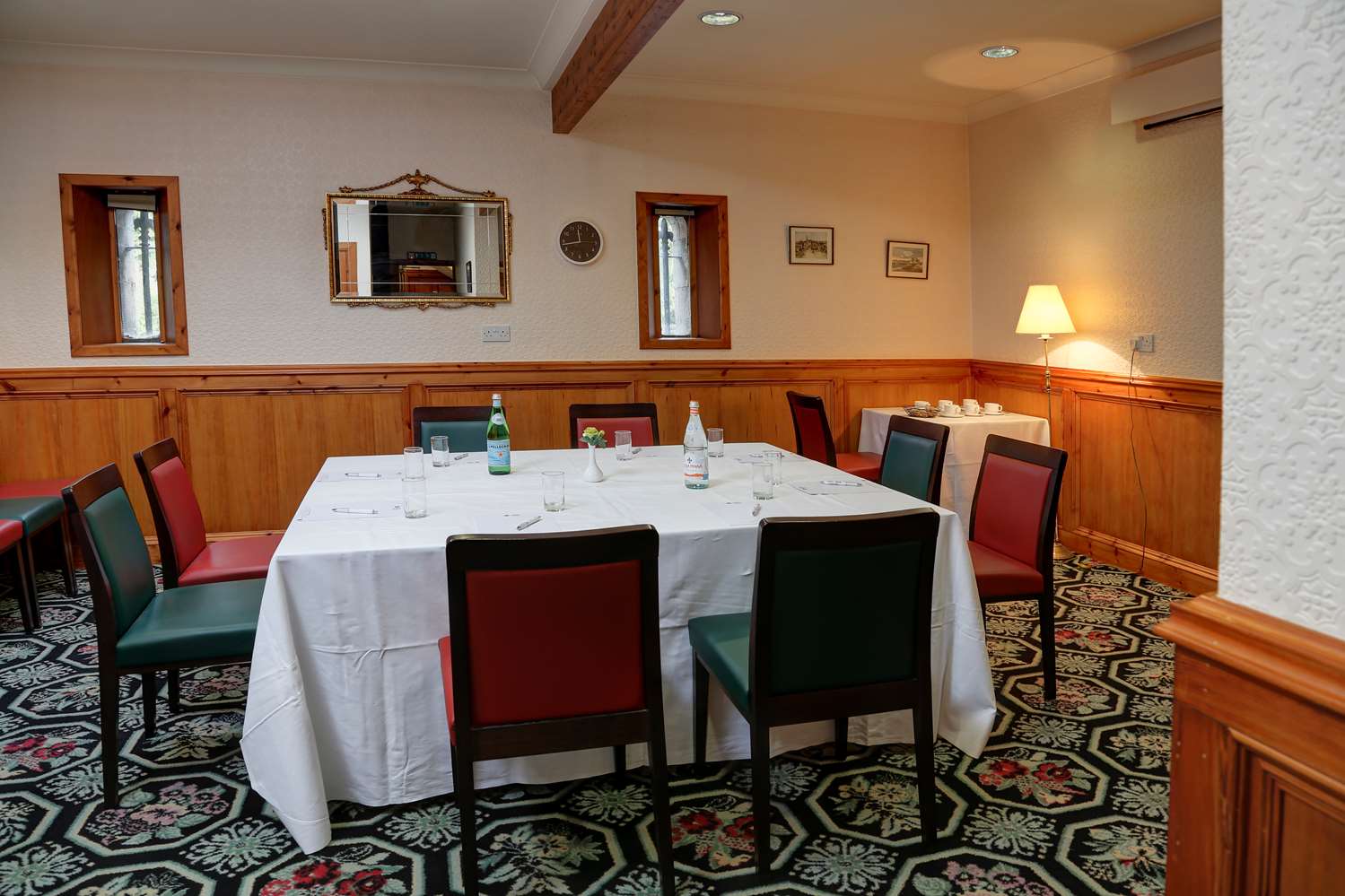 Фото Lochardil House Hotel