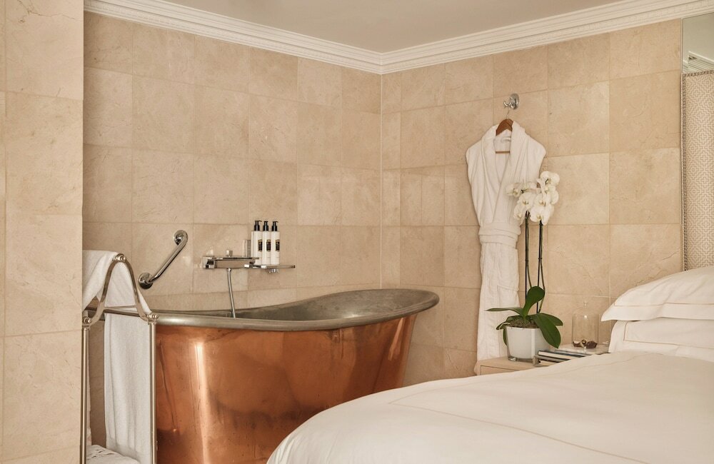 Фото The Montague On The Gardens by Red Carnation Hotel Collection