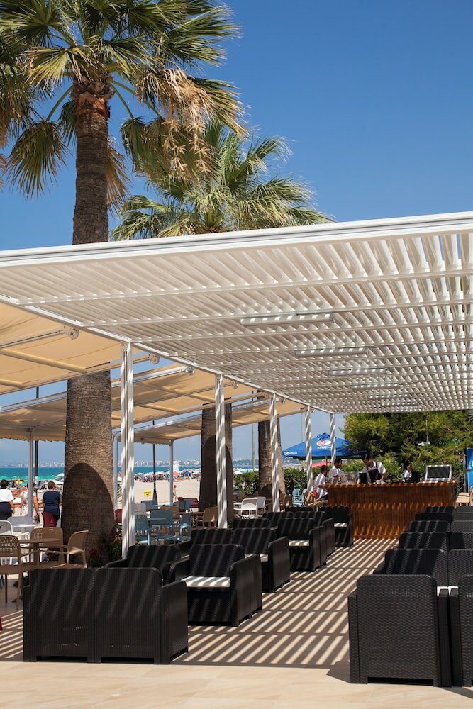 Фото Premium Beach Hotel