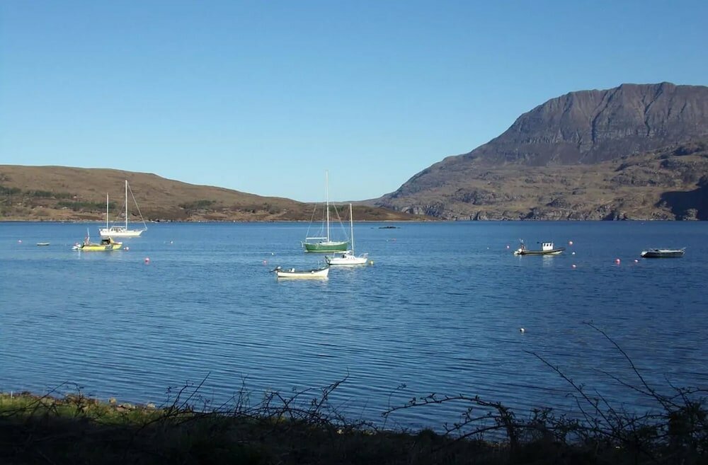 Фото Caledonian Hotel