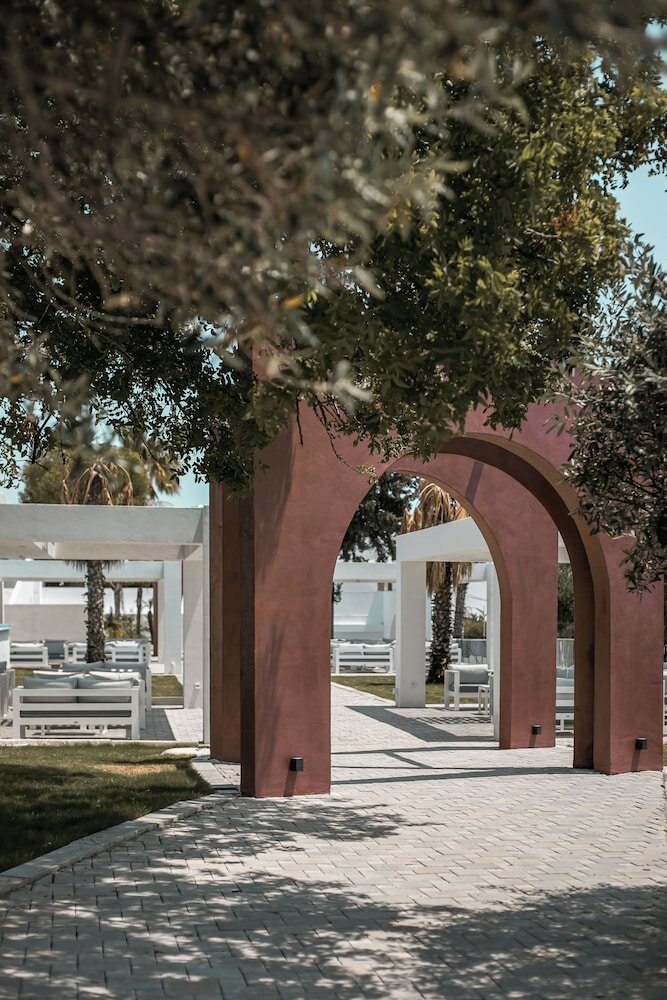 Фото Ellia Hotel