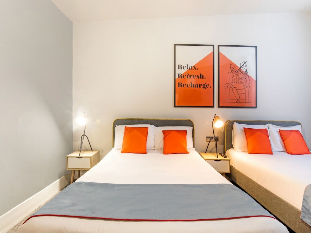 Фото Oyo Townhouse Apollo, Hyde Park