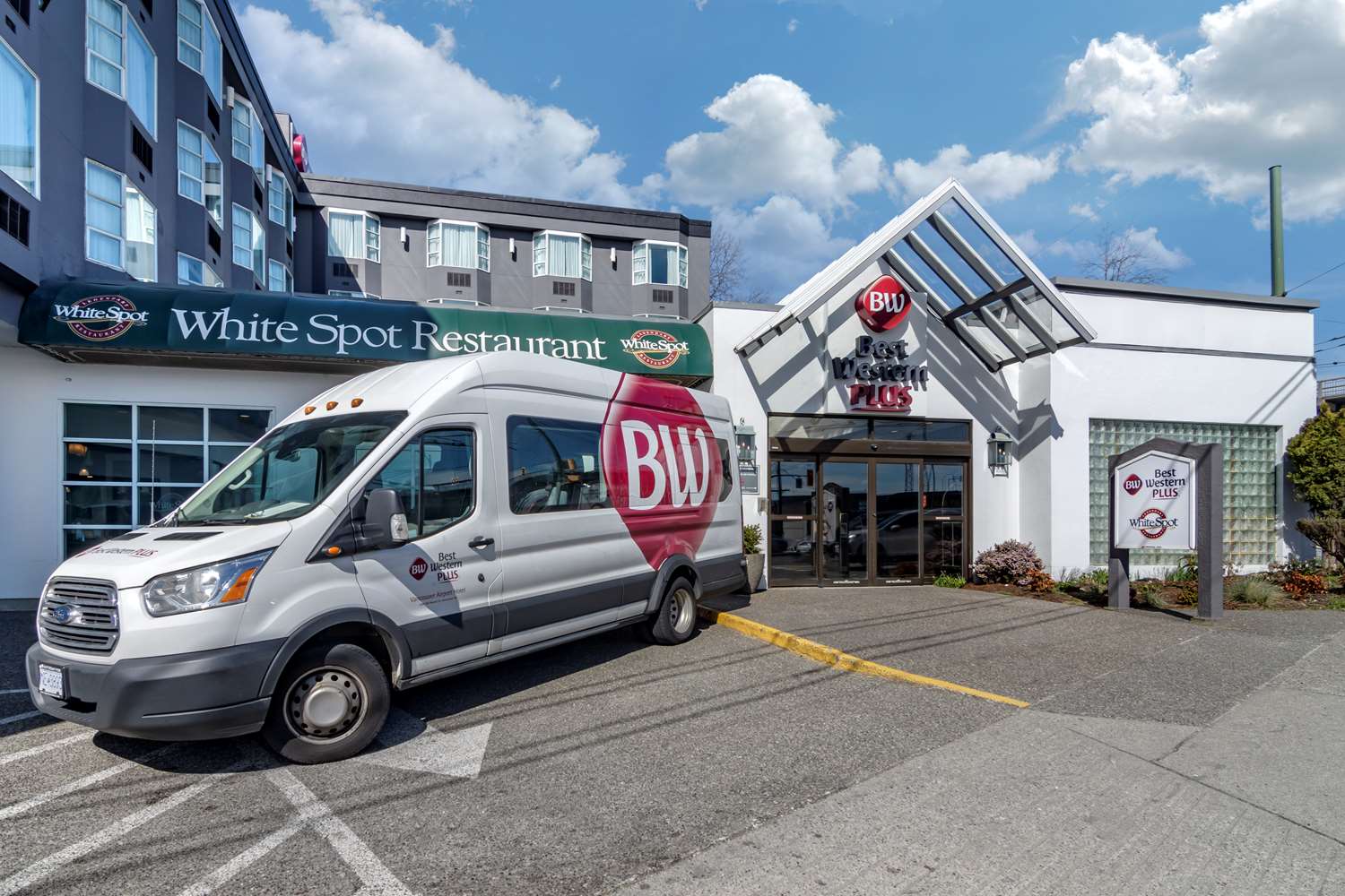 Фото Best Western Plus Vancouver Airport Hotel