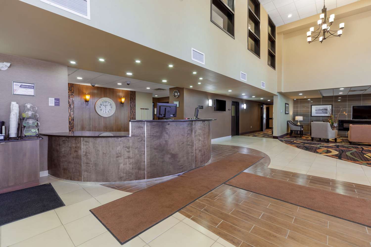 Фото Best Western Plus Fox Creek