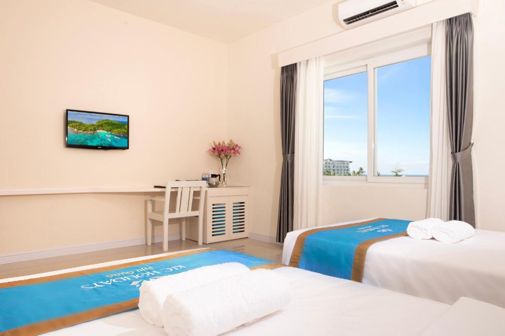 Фото Gold Beach Hotel
