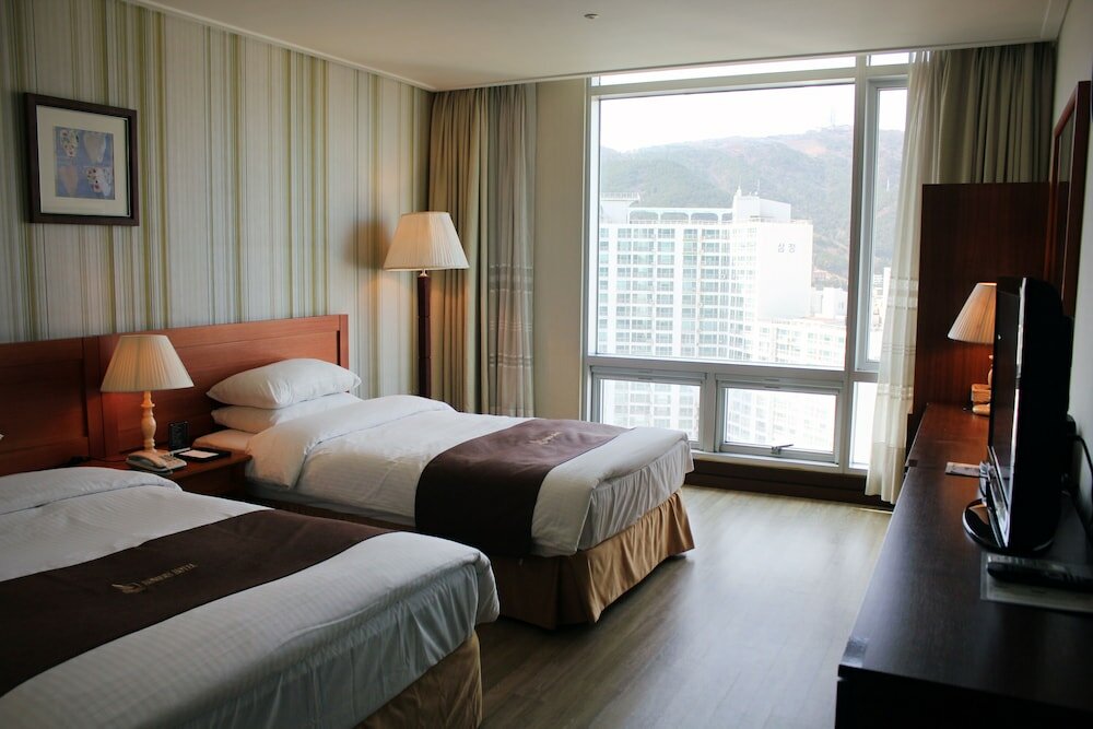 Фото Homers Hotel