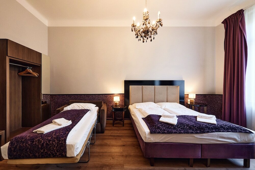 Фото Hotel Pension Baron am Schottentor