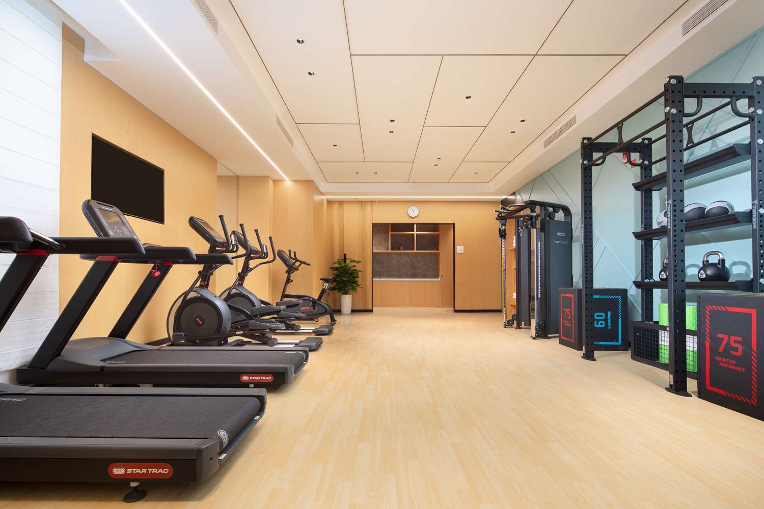 Фото Hilton Garden Inn Chengde Mountain Resort