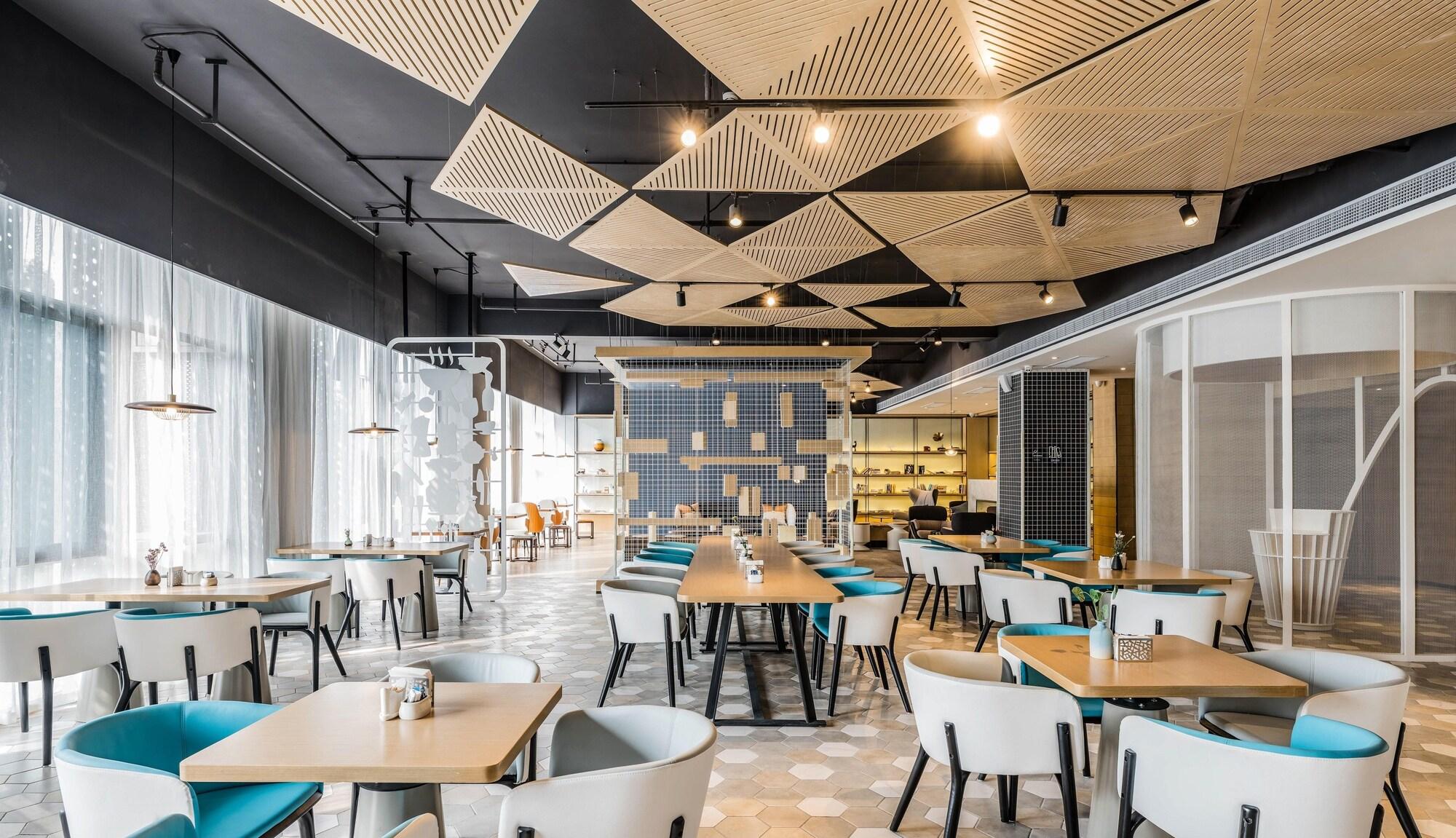 Фото Hangzhou Atour Hotel Hushu Road