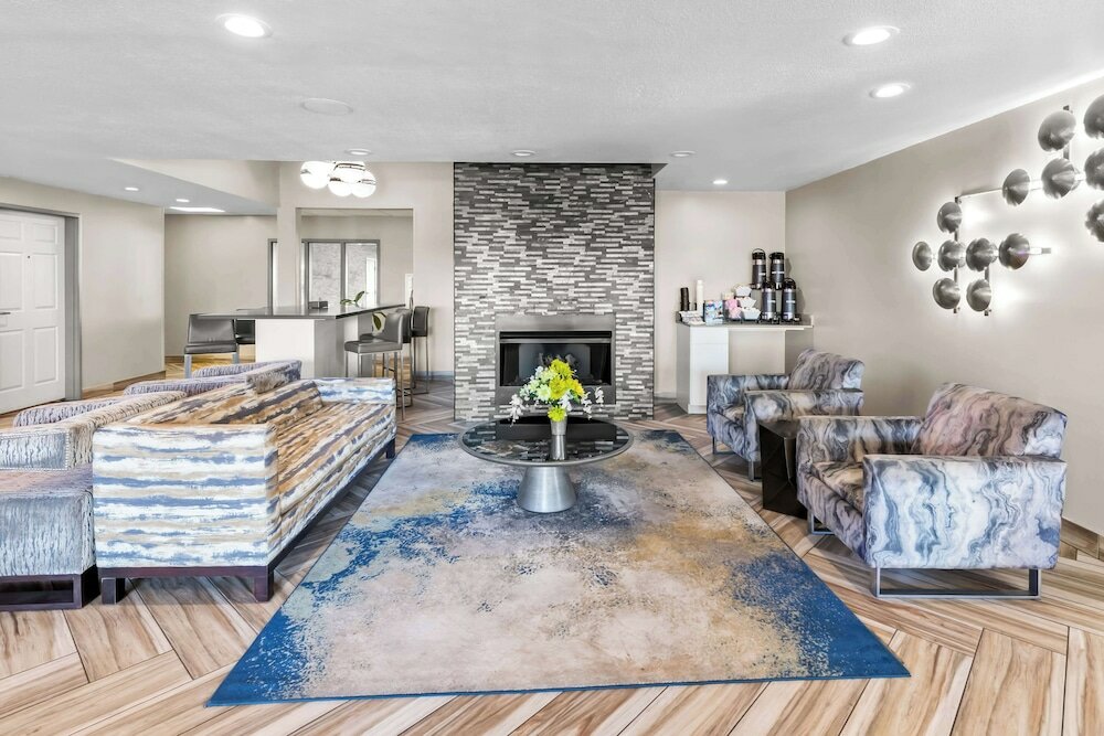 Фото Best Western Worlds of Fun Inn & Suites