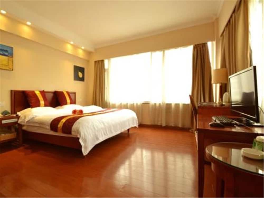 Фото Greentree Inn Jingan Xinzha Road