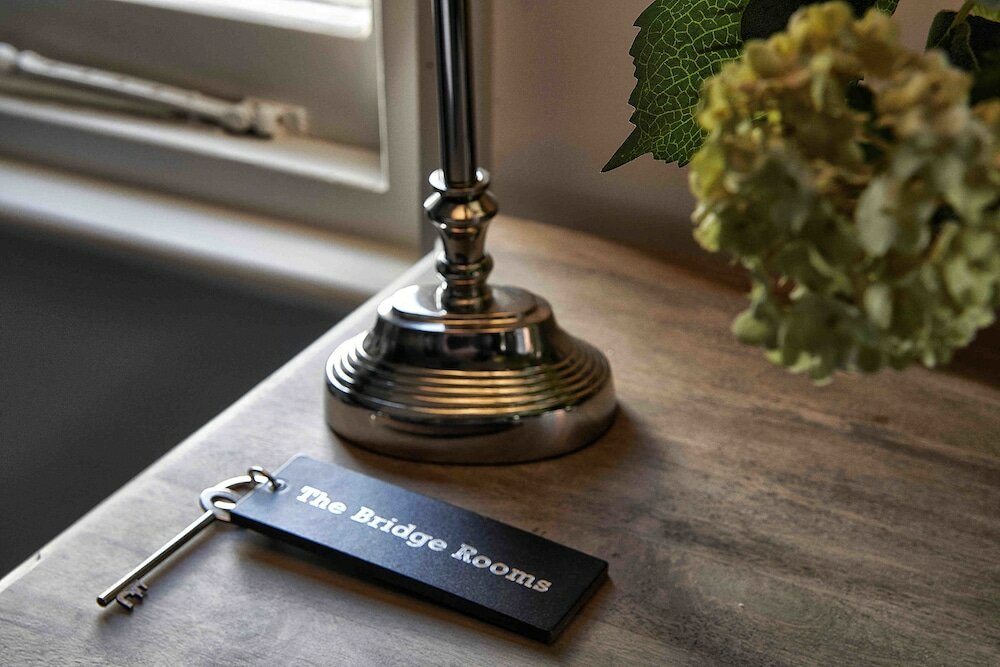 Фото The Bridge in Barnes