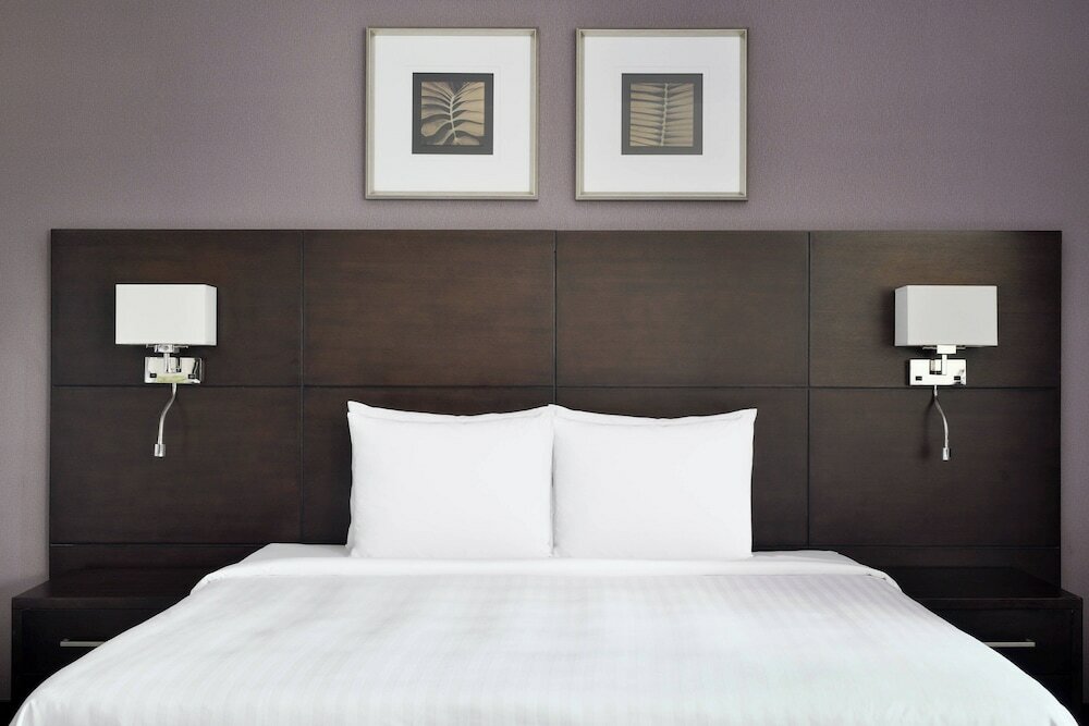 Фото Courtyard by Marriott Riyadh Diplomatic Quarter