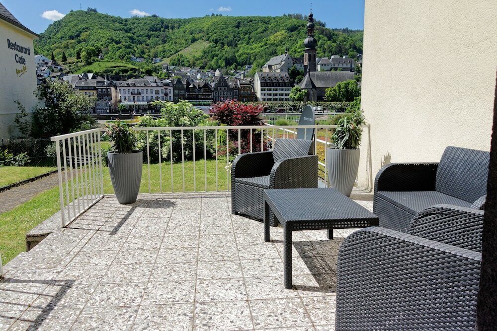 Фото Hotel Haus Sonnschein