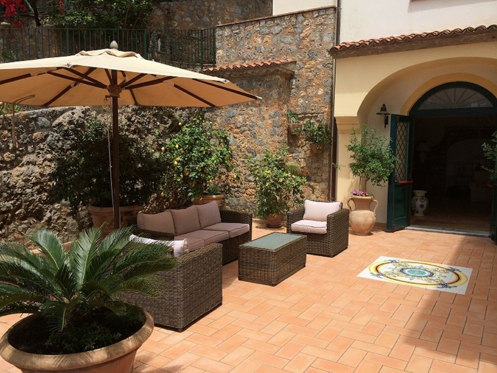 Фото Hotel Villa delle Meraviglie