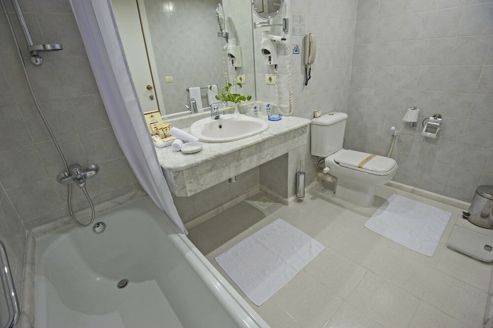 Фото Sea Star Beau Rivage Hotel