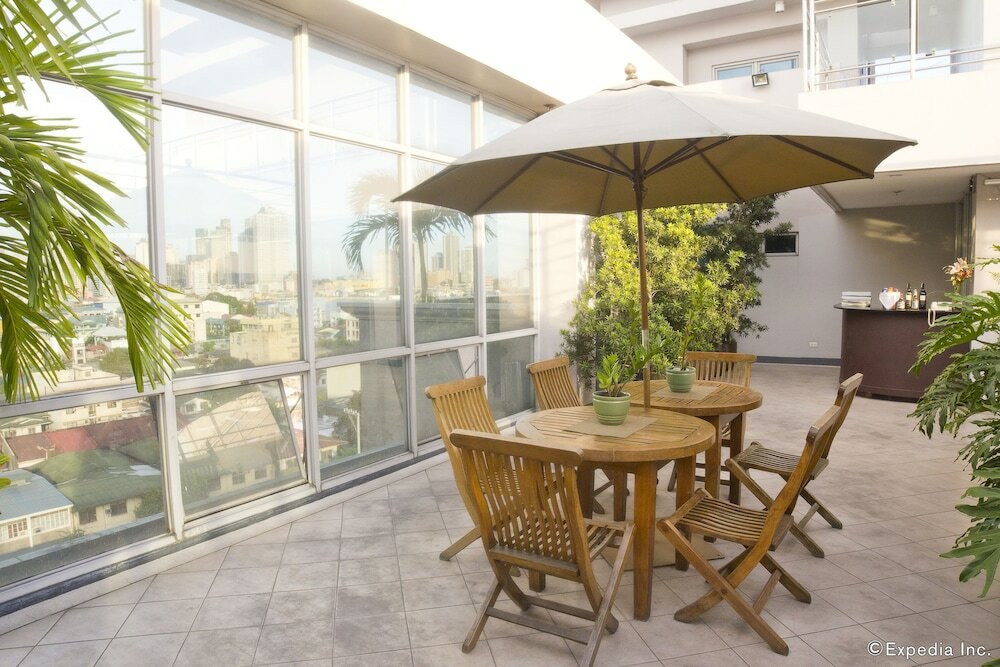 Фото Herald Suites Solana