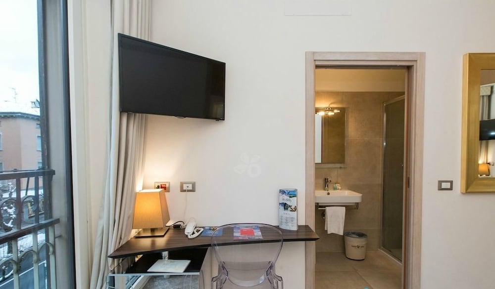 Фото Hotel Corona