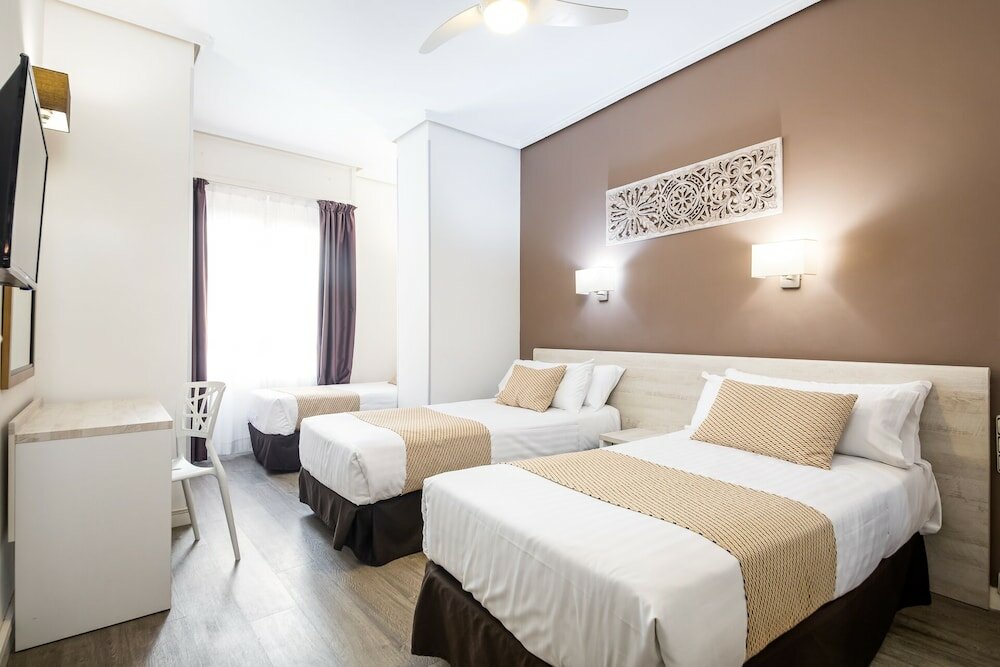 Фото Sweet Hotel Continental