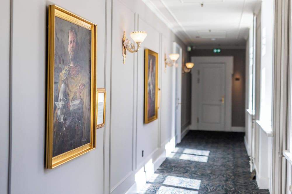 Фото Hotel Royal