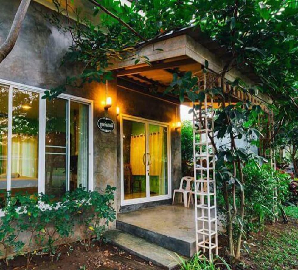 Фото Baan Saun Him Doi Resort