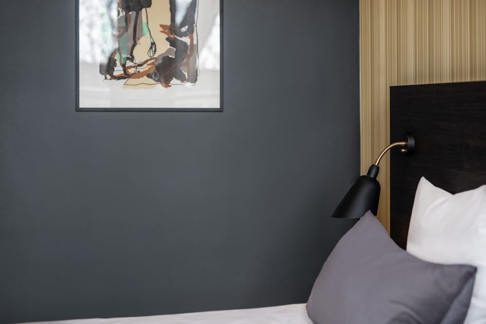 Фото Peak 12 Hotel