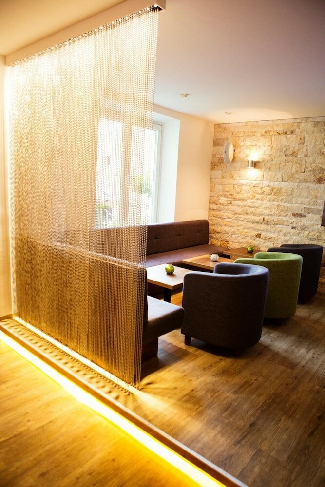 Фото RiKu Hotel Neu-Ulm