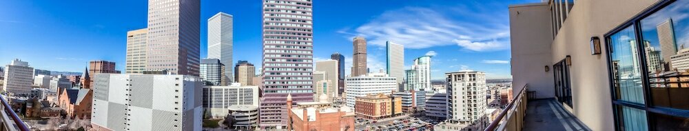 Фото Warwick Denver