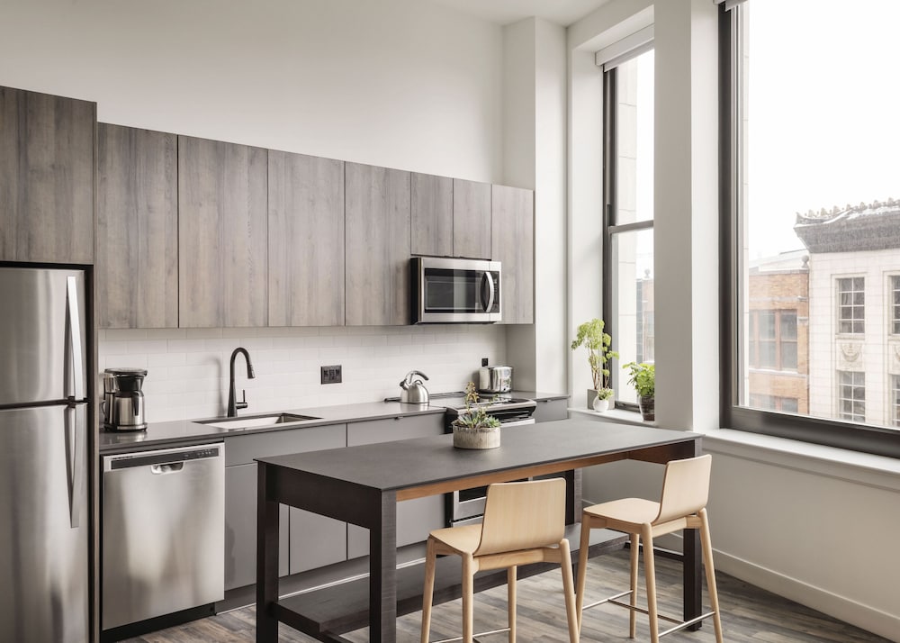 Фото Roost Cleveland