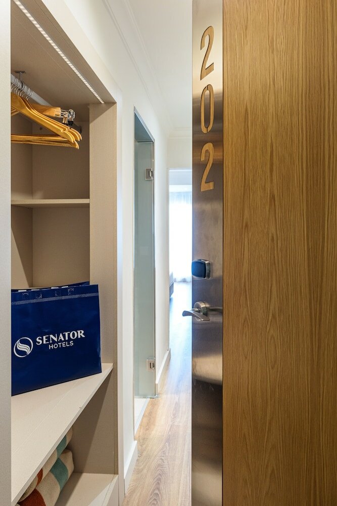 Фото Virgen de los Reyes