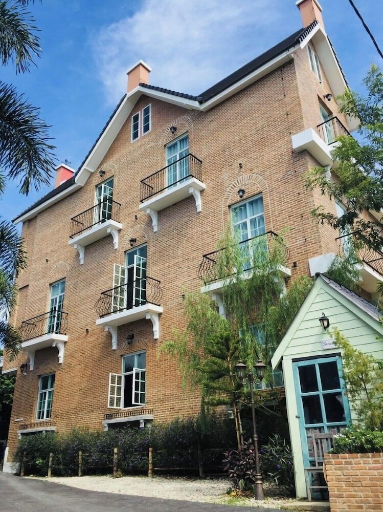 Фото Nai Suan Bed and Breakfast