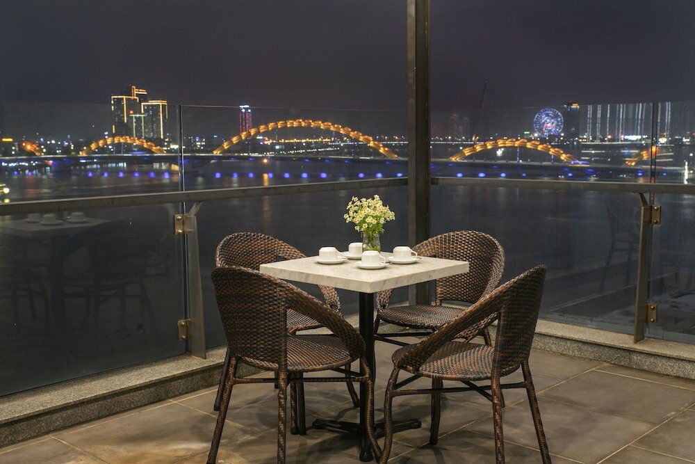 Фото Avora Hotel