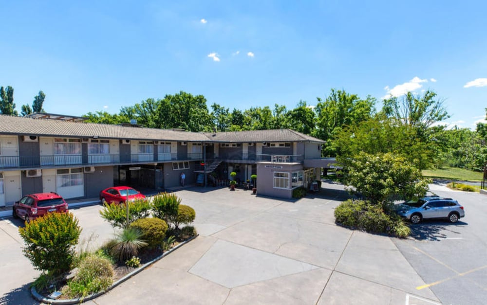 Фото Forrest Hotel and Apartments