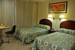 Hotel Ramada (Guayas, Guayaquil, Imbabura), hotel