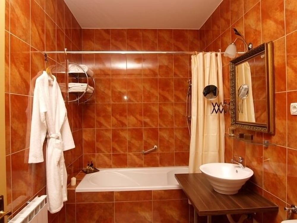 Фото Hotel Puntijar