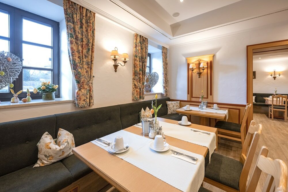 Фото Hotel Neuwirt