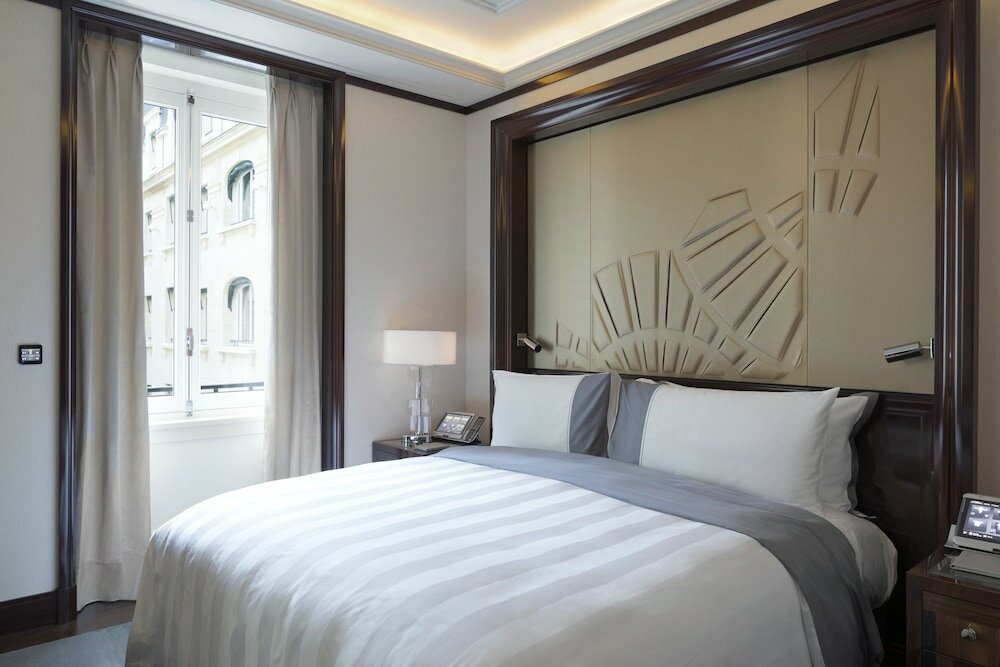 Фото The Peninsula Paris