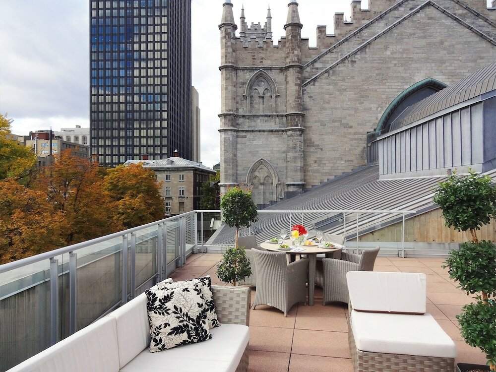 Фото Le Saint-Sulpice Hotel Montreal