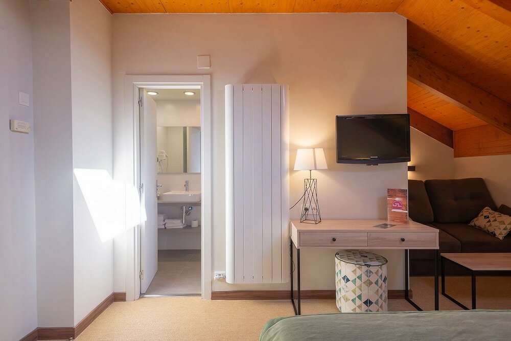 Фото Hotel And SPA Real Jaca