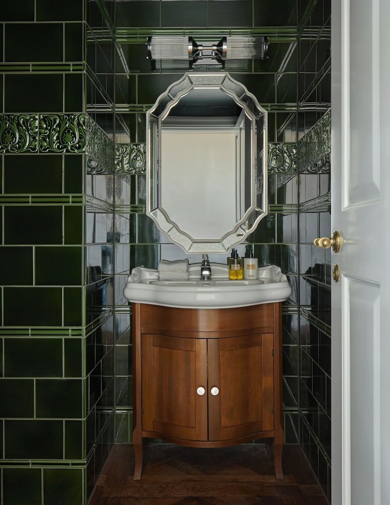 Фото Sea Containers London