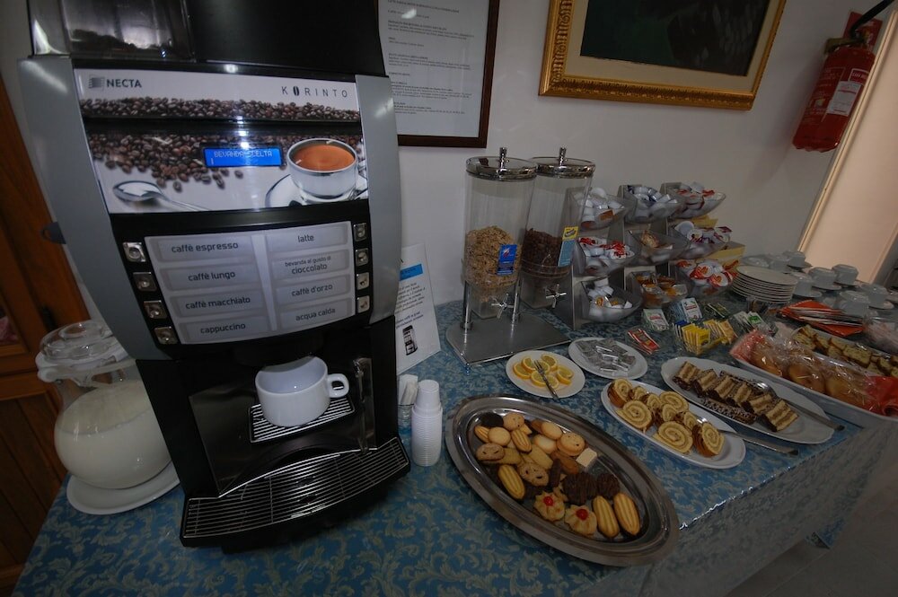 Фото Albergo Del Santuario