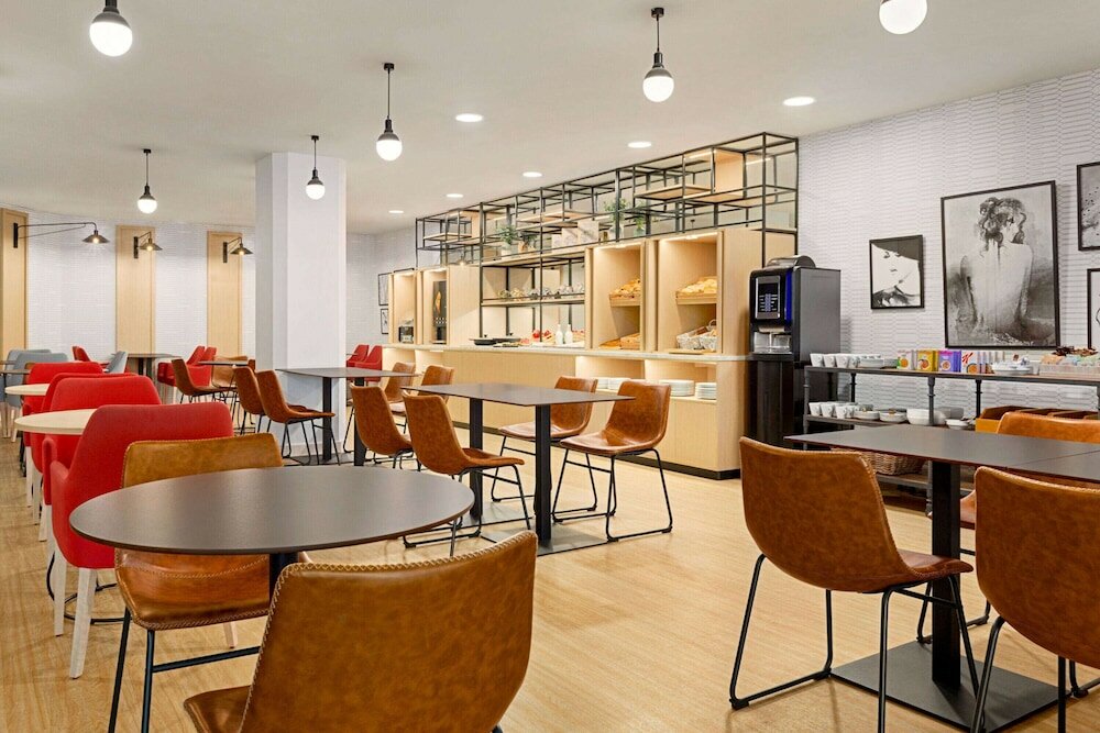 Фото Ramada by Wyndham Madrid Tres Cantos