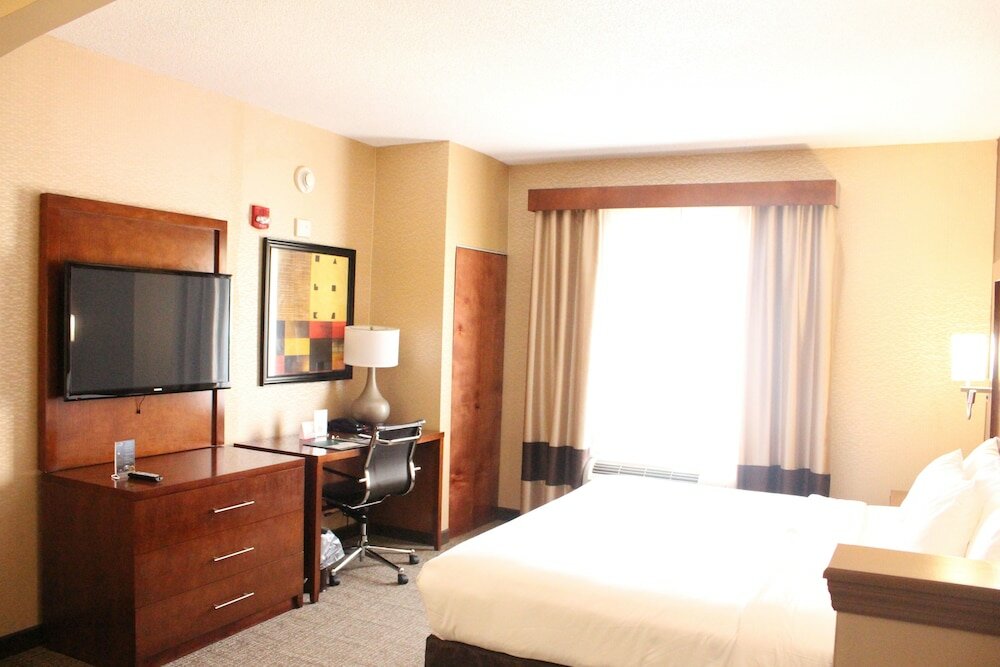 Фото Quality Suites Nyc Gateway