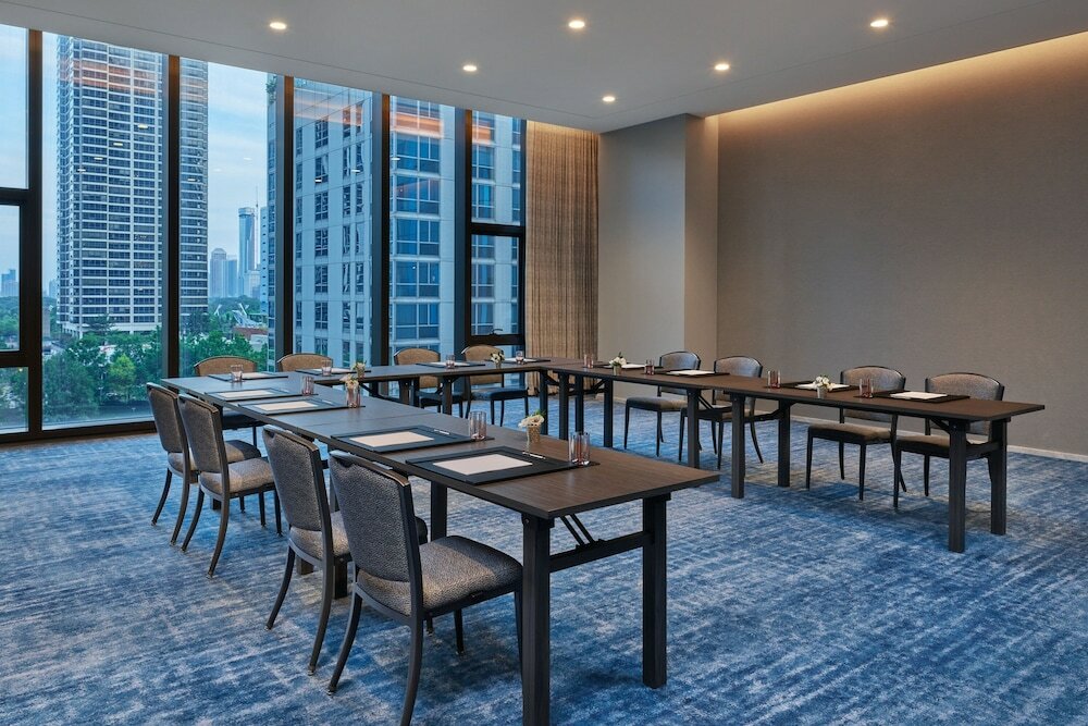 Фото The St. Regis Chicago