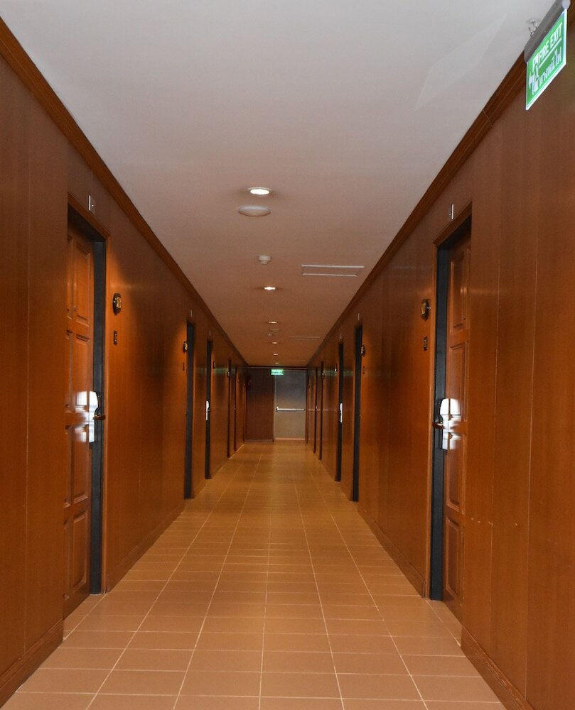 Фото Dynasty Inn Hotel