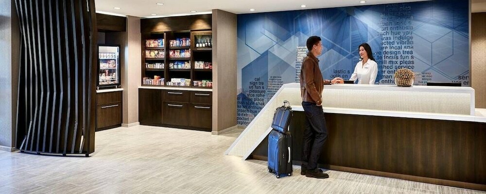 Фото SpringHill Suites by Marriott Portland Airport